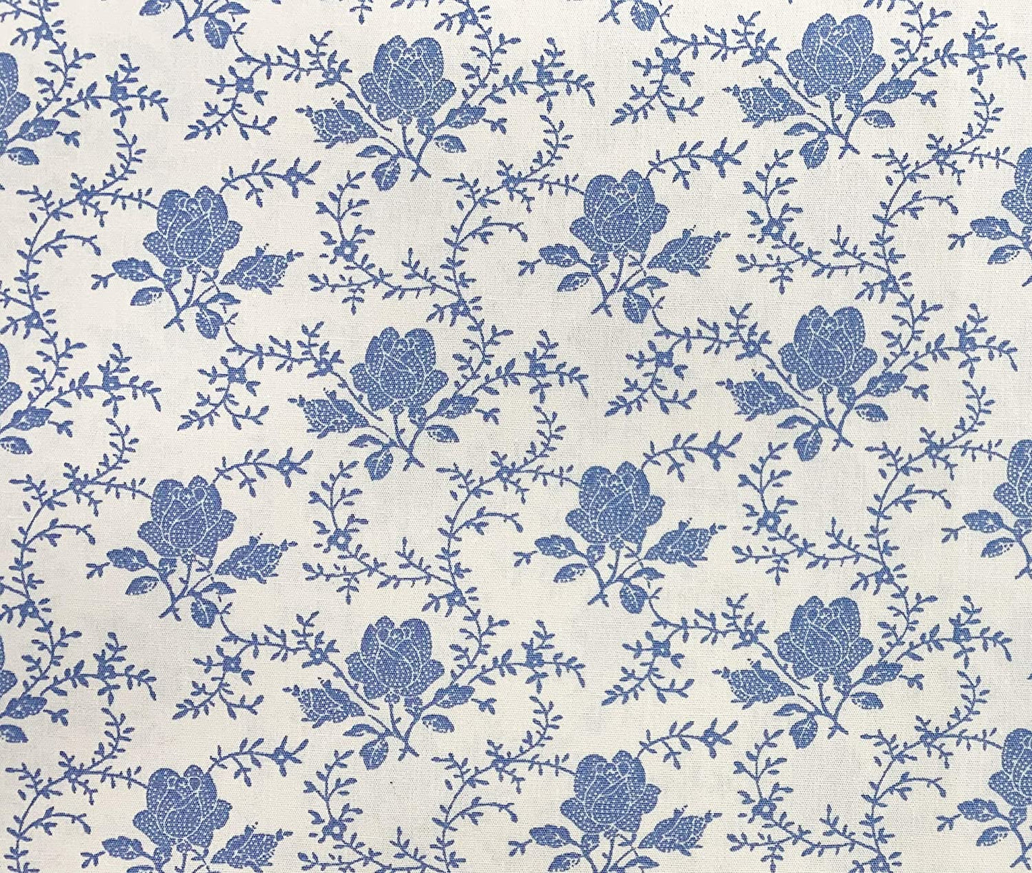 1 Metre Delphinium Blue Colour Floral Flowers 100% Cotton Fabric 43 Width