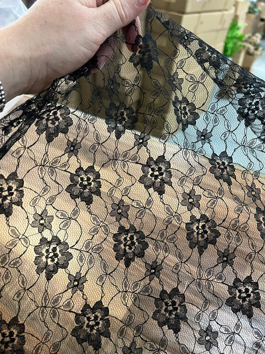 1m black Flower Lace Fabric x 112cm/44 - 100% Polyester